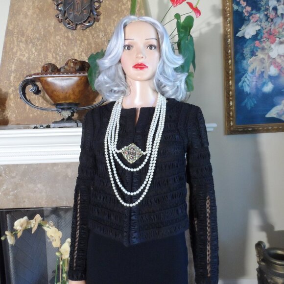 Diane von Furstenberg Black Textured Jacket & Pencil Skirt Set – Size 0/2 - Picture 5 of 16